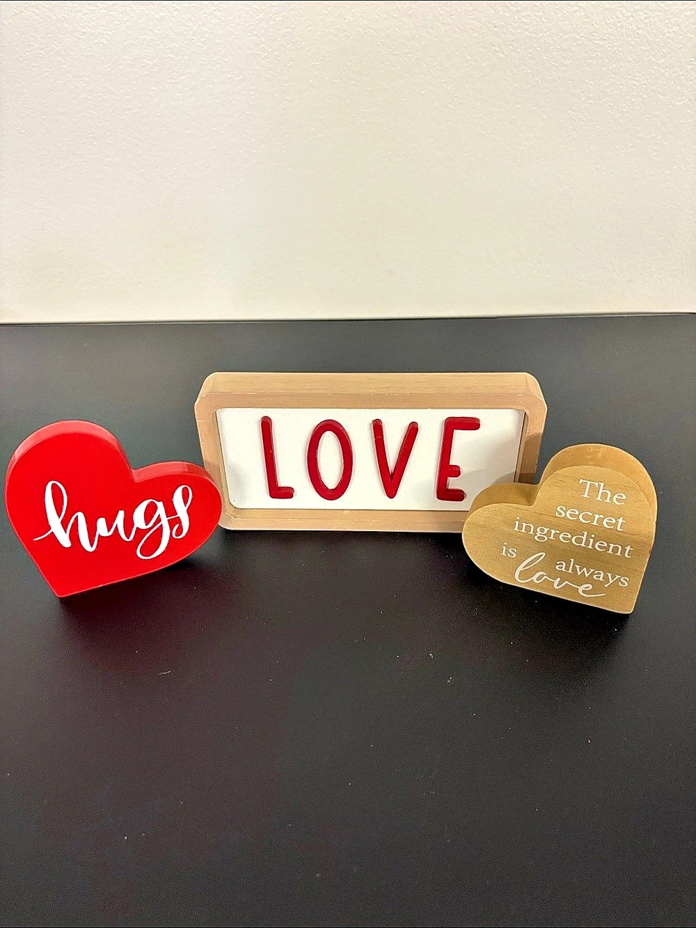 LOVE Tabletop Decor Set Red & Brown